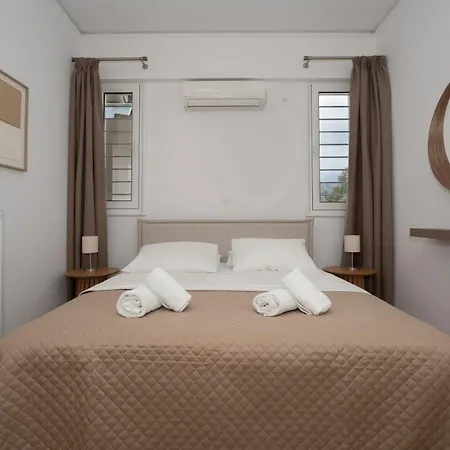 Dream Apartments With Sea Views アパート ヴァシリキ