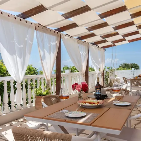 アパート Dream Apartments With Sea Views ヴァシリキ